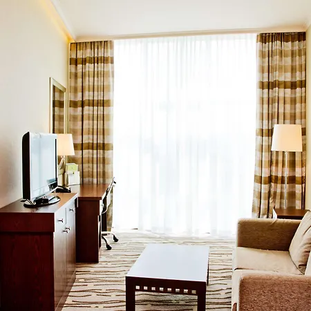 Отель Doubletree By Hilton