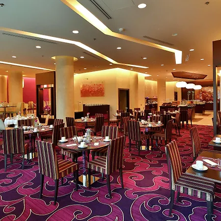 Отель Doubletree By Hilton