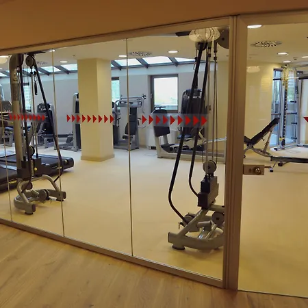 Отель Doubletree By Hilton