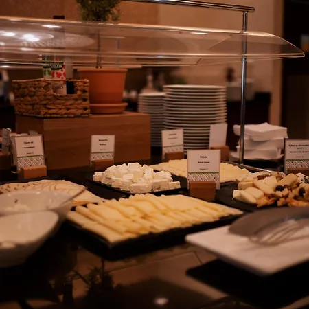 Doubletree By Hilton Братислава