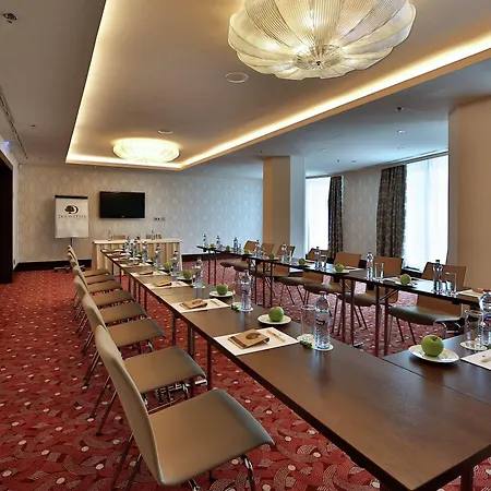Doubletree By Hilton 4* Μπρατισλάβα