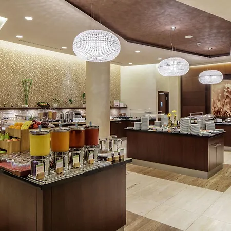 Hotel Doubletree By Hilton