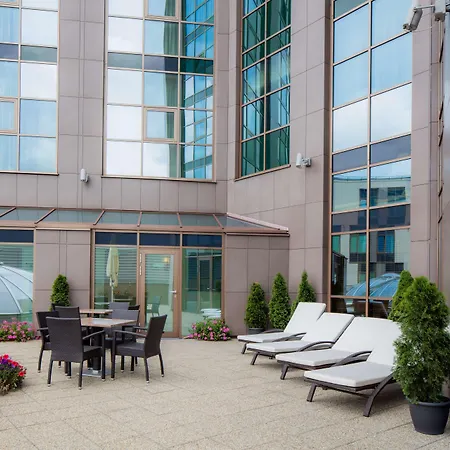 Doubletree By Hilton Μπρατισλάβα