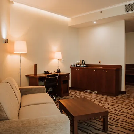 Doubletree By Hilton Hotel 4*