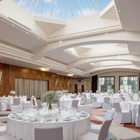 Doubletree By Hilton Hotel 4*