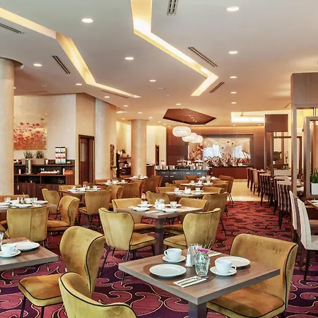 Doubletree By Hilton Hotel